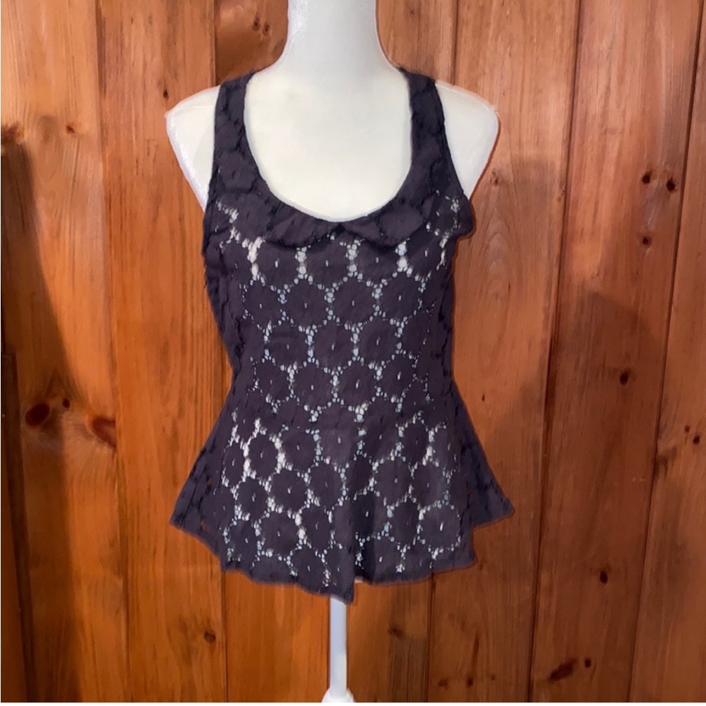 Eyeshadow floral tank top
